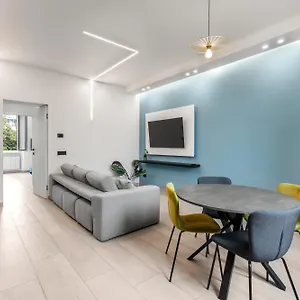 minimal-house-4persone-centro.it-lombardy.com/